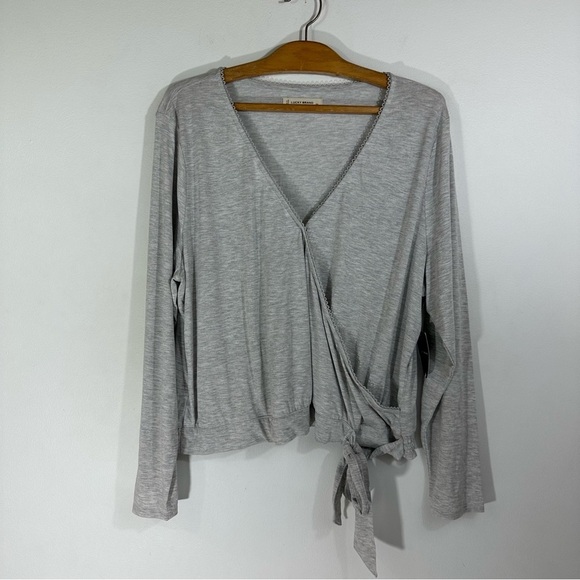 NWT Lucky Brand Heather Gray Sandwash Surplice Top - Picture 2 of 10